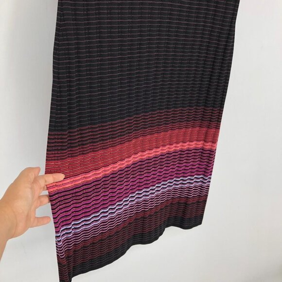 St. John Collection Black & Engineered Ombré Rib Short Sleeve Shift Dress size 6 - Picture 5 of 16